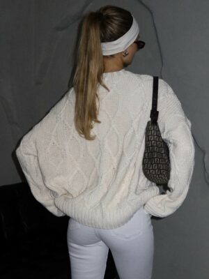 חולצת_סריג_סוודר_נשים_צווארון_עגול_רולין_שמנת_2