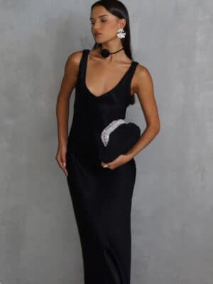 שמלת_סאטן_מקסי_ניאל_שחורה_2