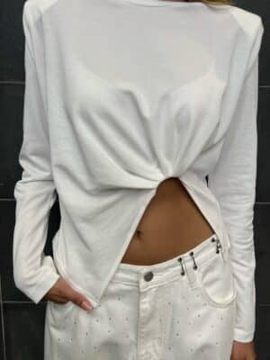 חולצת_אליה_כריות_ארוכה_לבנה_2