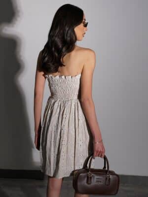 שמלת מיני סטרפלס מוליאר בז׳ 2