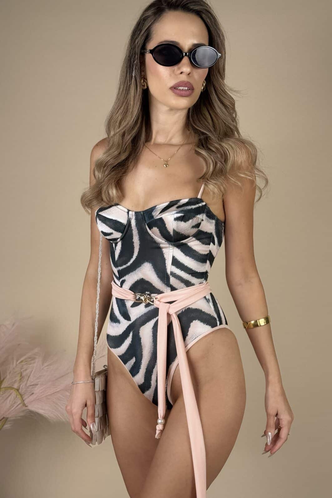 בגד ים שלם ריזורט פרינסס זברה פיץ 1